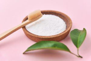 Baking soda for cleaning with natural products